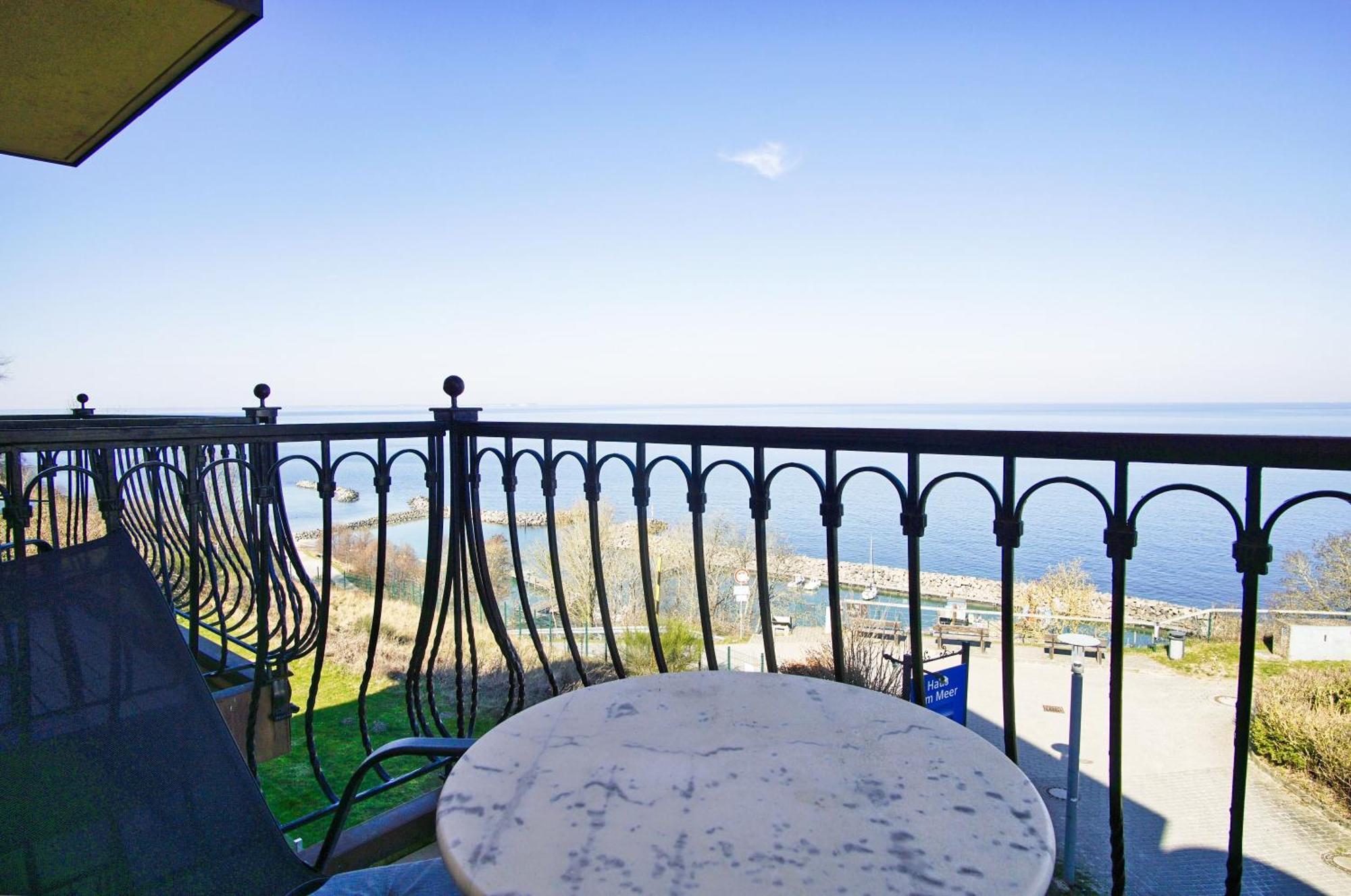 Ferienwohnung Mit Traumhaftem Meerblick - Haus Am Meer Fewo 07 Lohme Kültér fotó